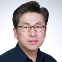 Young-Woo Kim