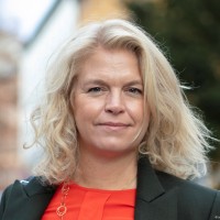 Cathrine Hambro