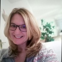 Tracey Bayer