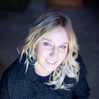 Angela Lyons, Oct
