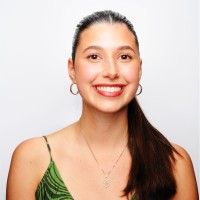 Julia De Oliveira Brown