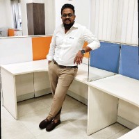 Tamilselvan M