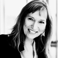 Xandra Tomlow