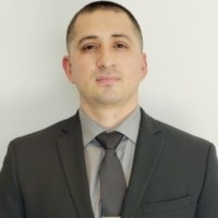 Ricardo Lara