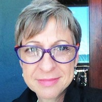 Sandra Holmes