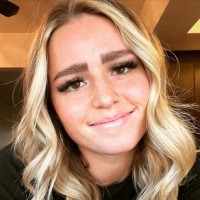 Chloe Zenger