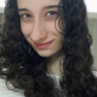 Öznur Özcan