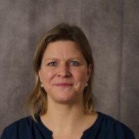Katharina Holl