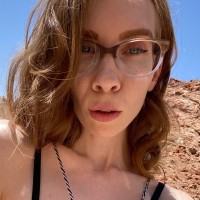 Shawna R