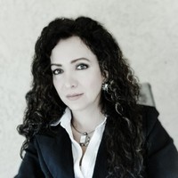 Lillian Navarro