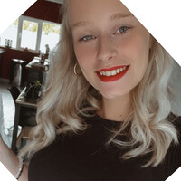 Leslie Mention