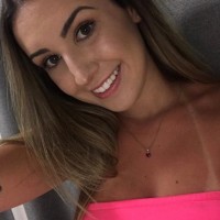 Letícia Barbi Viegas