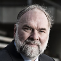 Lutz-Peter Nethe