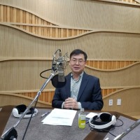 Sung Woo Lee