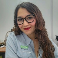 Escarlett Poblete Zúñiga