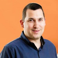 Yossi Barnett