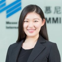 殷佳佳