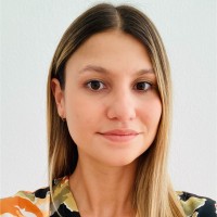 Alina Gomolinsky