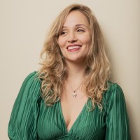 Isabella De Andrade