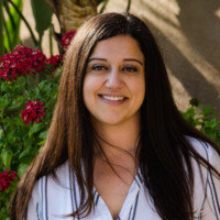 Lauren Yroz