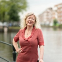 Julia Von Graevenitz