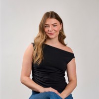 Holly Moffatt
