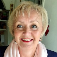 Marion Snelling