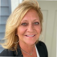 Lynn McKee