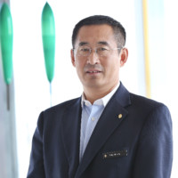 张志伟