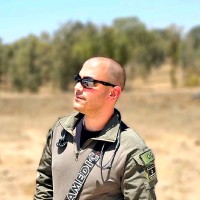 Dr. Daniel Elbo Arama