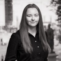 Dr Kathryn White