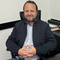 Eduardo Flores Jugo
