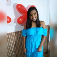 Fabricia Azevedo