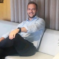 Iñaki González