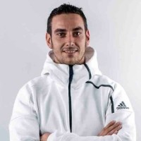 Adrián González