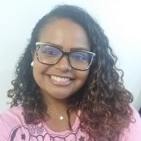 Brenda Holanda