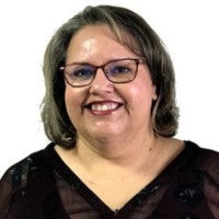 Tracey Leslie