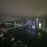 王特立