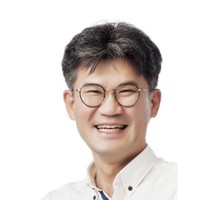 Chang Lee