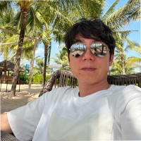 Kyung Yong(경용) Kim(김)