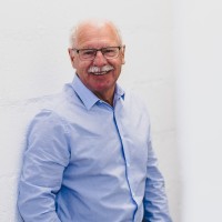 Graham Helliwell