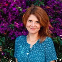 Annie Bond