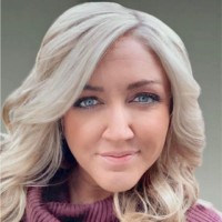 Heather Hoeft, Cam
