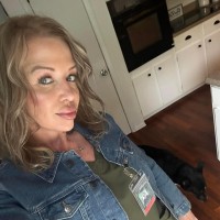 Andrea Still