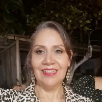 Laura Castellanos