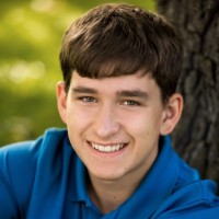 Sam Lutz