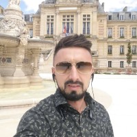 Farid Mebarki
