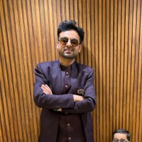 Niraj Vangani