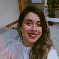 Emi Oliveira