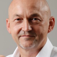 Dr. Bernhard Kordowski